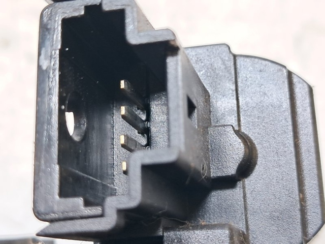 NISSAN 90502EY12D Cerradura de tapa de maletero  disponible España