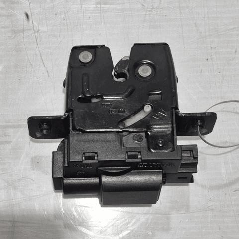 NISSAN 90502EY12D Cerradura de tapa de maletero  disponible Lugo