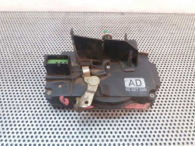 90507060 Cerradura de puerta delantera derecha comprar Sevilla