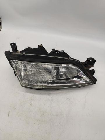 Luz derecha 90512320 OPEL