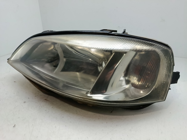 90520877 OPEL Faro izquierdo  en stock Gandía