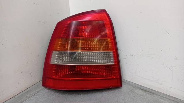 90521542 OPEL Piloto trasero izquierdo  comprar en Oviedo