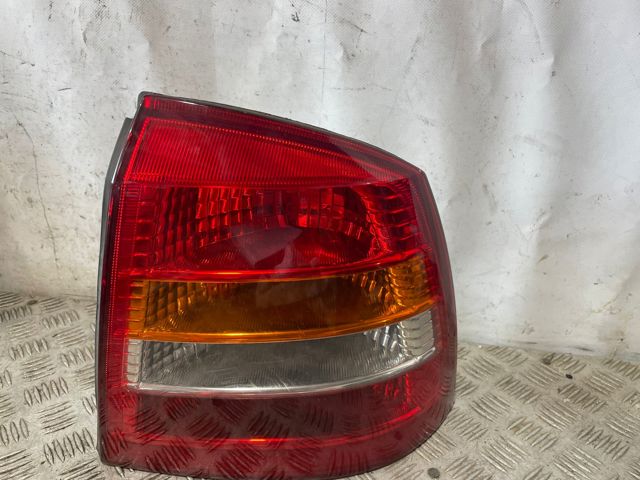 90521544 Piloto trasero derecho  en stock Sabadell