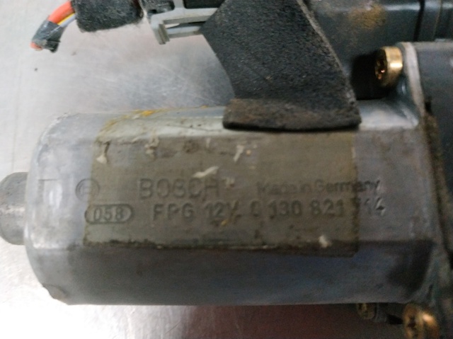 OPEL 90521881 Motor del elevalunas de la puerta delantera izquierda  comprar en Murcia