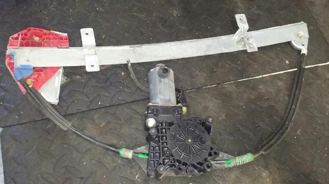 90521881 Motor del elevalunas de la puerta delantera izquierda  disponible Málaga