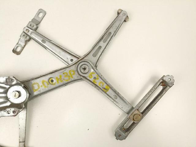 90521882 Motor del elevalunas de la puerta delantera derecha comprar Sevilla