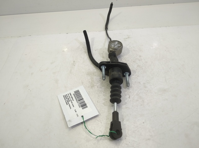 Cilindro de embrague 90523769 OPEL