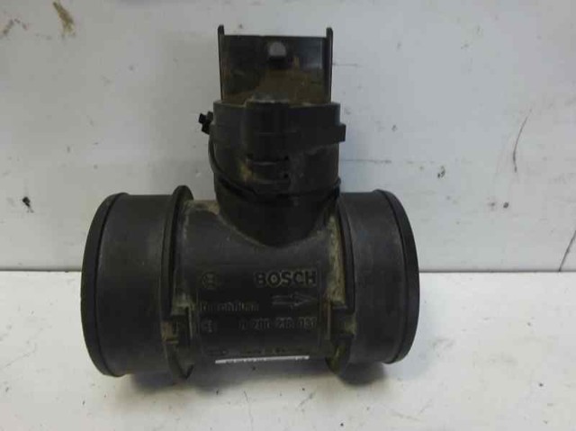 Medidor de flujo de aire 90529673 OPEL