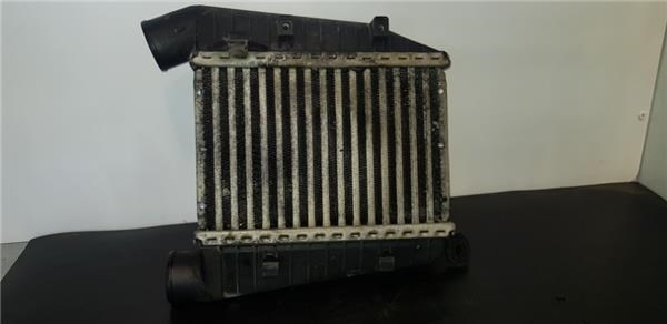 Radiador de aire de admisión Opel Omega 25, 26, 27