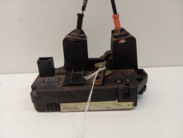 90561158 OPEL Cerradura de la puerta trasera derecha  comprar en Lleida