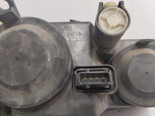 Faro izquierdo Opel Vectra 36