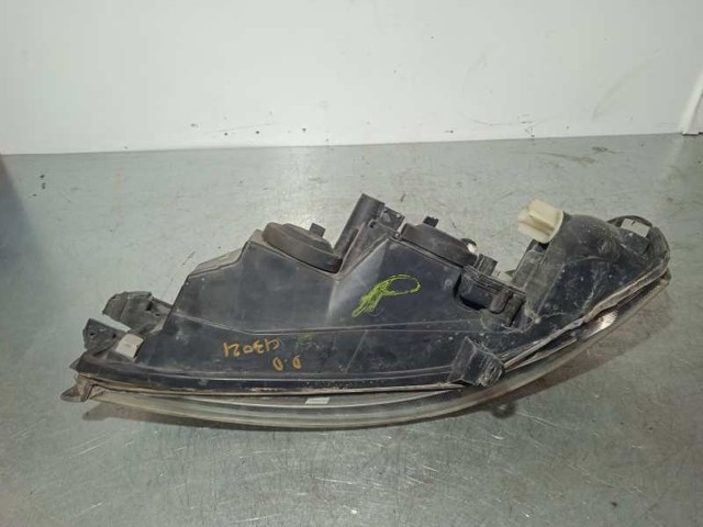 OPEL 90586845 Faro derecho  comprar en Ponferrada