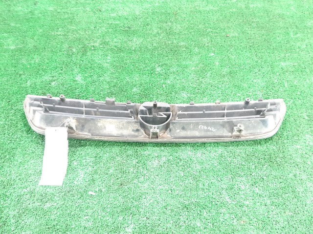 OPEL 90588120 Parrilla del radiador  disponible España