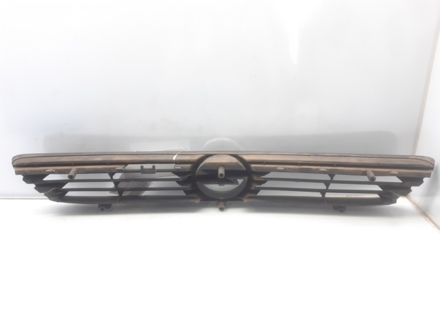 OPEL 90588120 Parrilla  en stock Terrassa