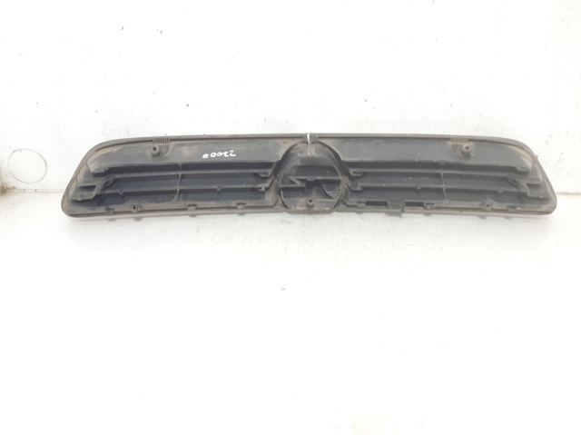 OPEL 90588120 Parrilla del radiador  disponible Valladolid