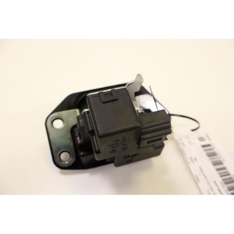 905923361R RENAULT Cerradura de tapa de maletero  disponible Vigo
