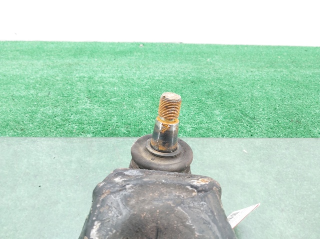 9063304107 Brazo inferior derecho de la suspensión delantera comprar Sevilla