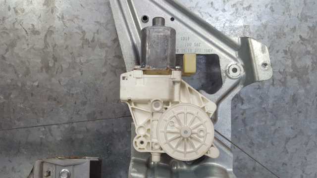 9067200146 Mecanismo de elevalunas delantero derecha comprar Girona