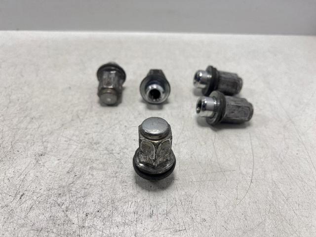 9094201058 Toyota