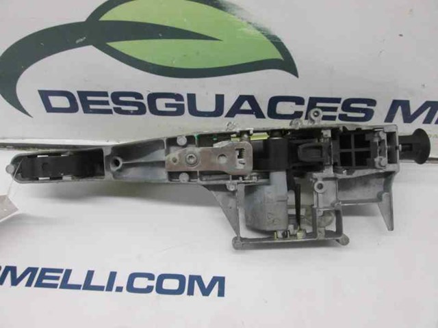 PEUGEOT 9101GG Manija exterior derecha de puerta delantera  disponible Lugo