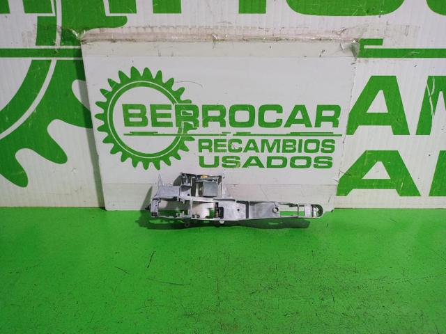 910959 PEUGEOT Soporte de manija exterior de puerta delantera derecha  en stock Gandía