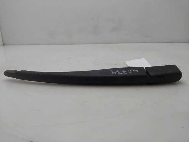 OPEL 9114677 Brazo del limpiaparabrisas, trasero  en stock Terrassa