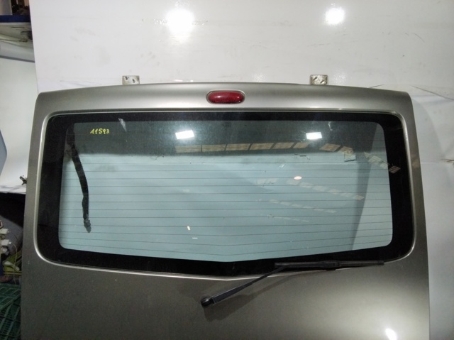 Comprar Puerta trasera del maletero (portón trasero) Opel Vivaro  F7 a bajo precio