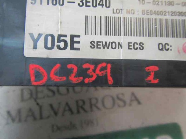911603E040 Caja de fusibles comprar Sevilla