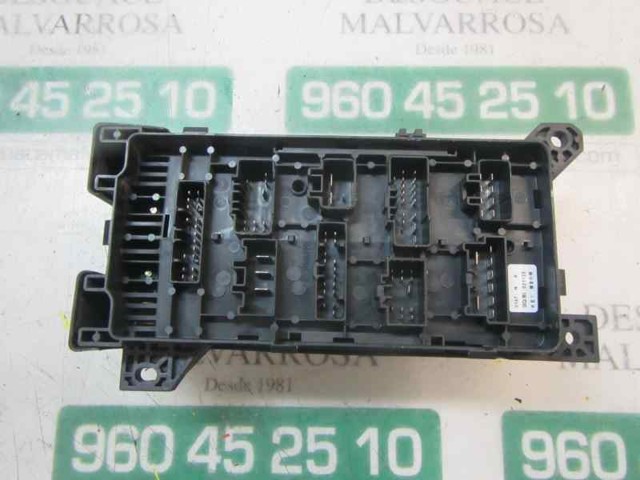 911603E040 HYUNDAI Caja de fusibles  comprar en Lleida