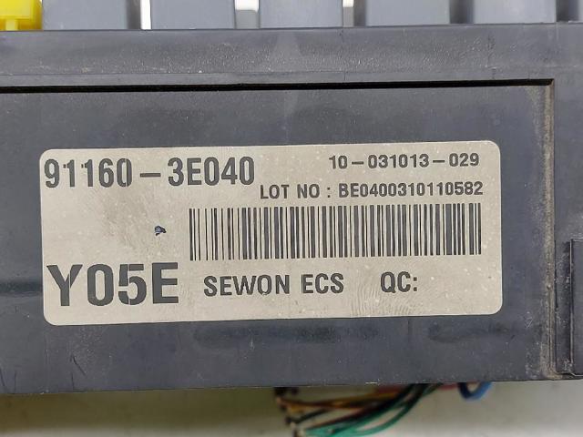 911603E040 HYUNDAI Caja de fusibles comprar Bilbao