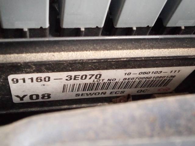911603E070 HYUNDAI Caja de fusibles comprar Alcalá