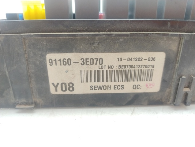 911603E070 HYUNDAI Caja de fusibles  en stock Córdoba