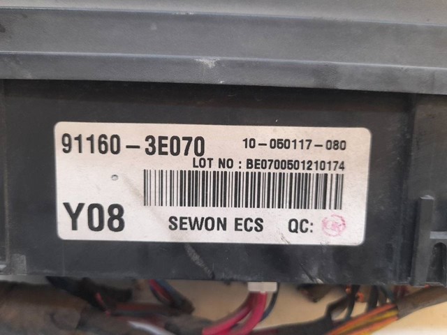 911603E070 Caja de fusibles comprar Almería