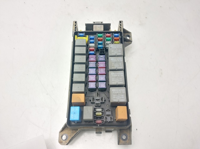 Caja reles para KIA Sorento  (JC)