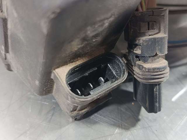 OPEL 91165720 Faro derecho  comprar en Ponferrada