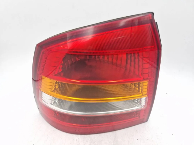 9117402 OPEL Piloto trasero izquierdo  comprar en Oviedo