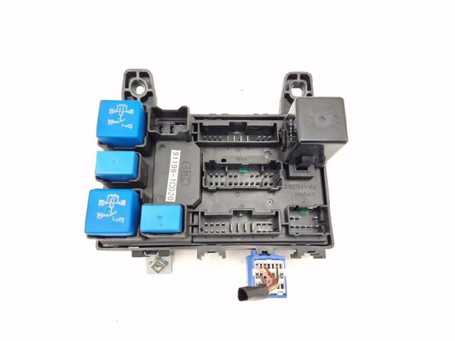 911981C020 Caja de fusibles  en stock Castellón