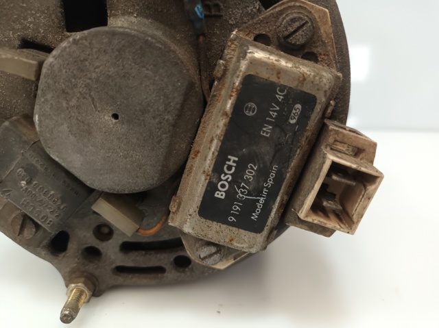 9120144267 RENAULT Alternador  comprar en Oviedo