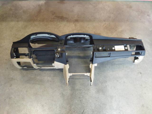 9123689 BMW