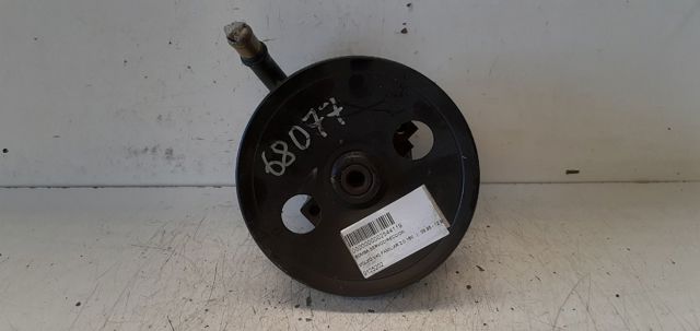 9125202 Bomba de dirección  en stock Sabadell