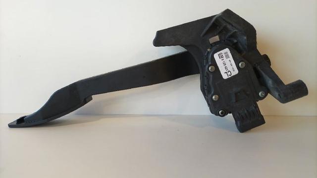 OPEL 9129423 Pedal del acelerador  disponible Valladolid