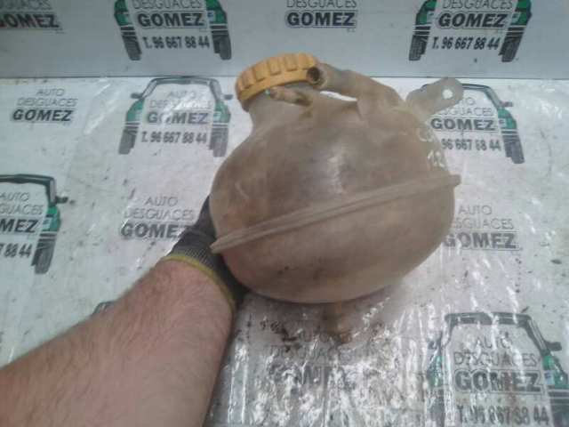 Botella de refrigeración Opel Corsa 73, 78, 79