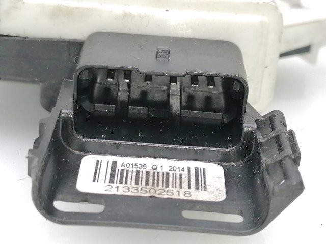 9135EA Cerradura de puerta delantera derecha  en stock Sabadell