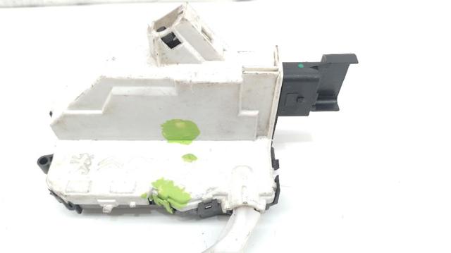 9135EA PEUGEOT Cerradura de puerta delantera derecha  comprar en Oviedo