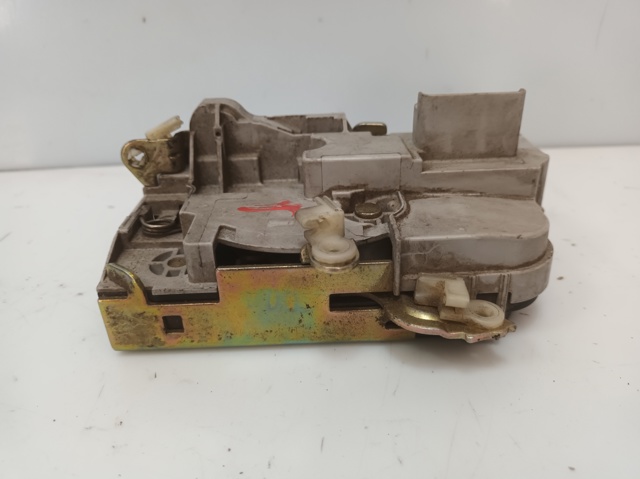 PEUGEOT 9135J1 Cerradura de puerta delantera izquierda  comprar en Ponferrada