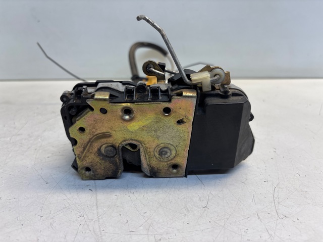 9135L0 PEUGEOT Cerradura comprar Alcalá
