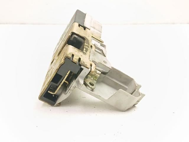 9135L0 Cerradura de puerta delantera izquierda  comprar en Reus