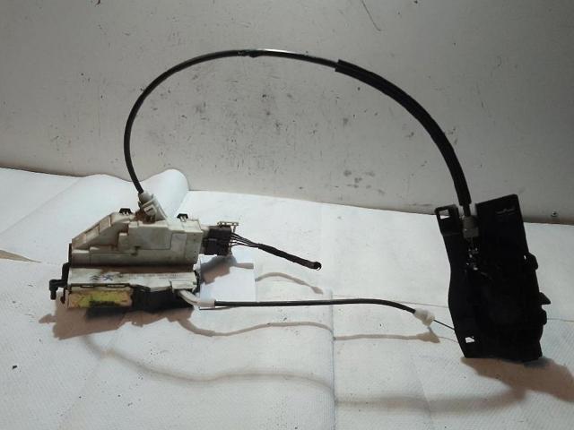 9136FE Cerradura de puerta delantera derecha  disponible Málaga