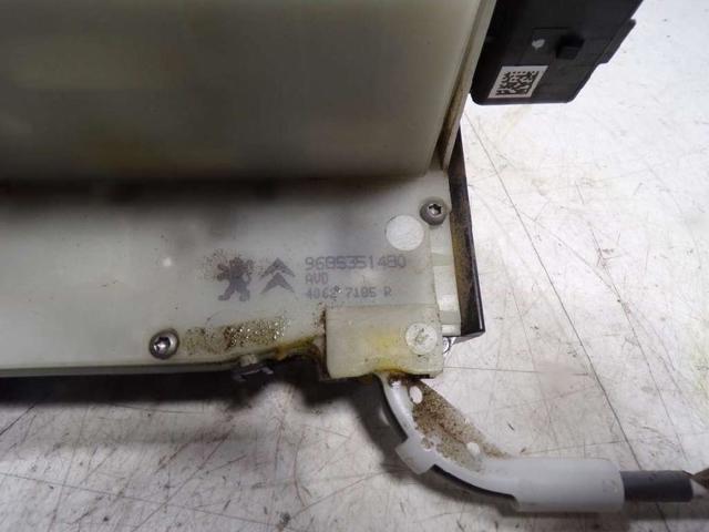 9136GR Cerradura de puerta delantera derecha  disponible Burgos