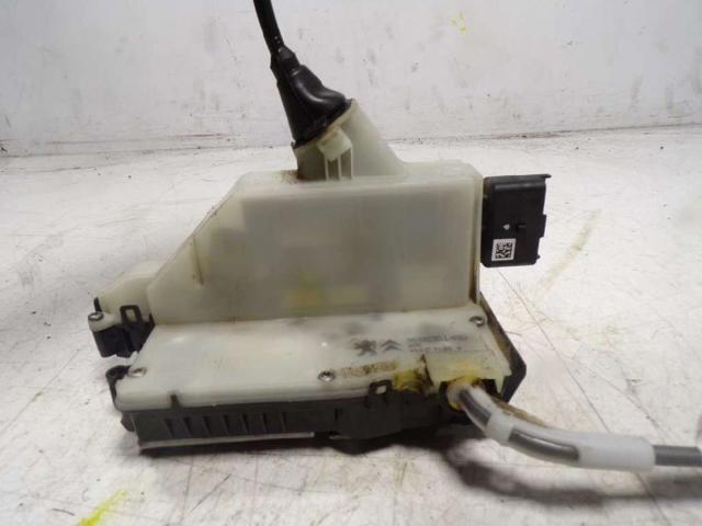 9136GR PEUGEOT Cerradura de puerta delantera derecha  disponible Alicante